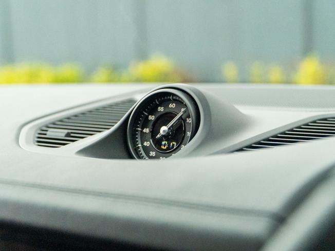 PORSCHE Cayenne Photo 25