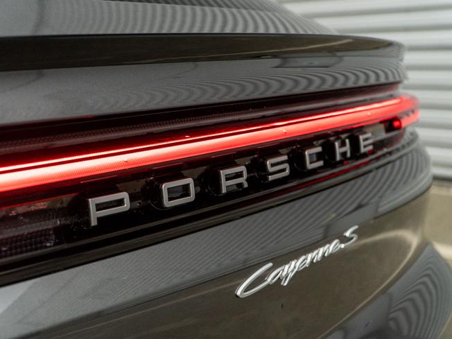 PORSCHE Cayenne Photo 30