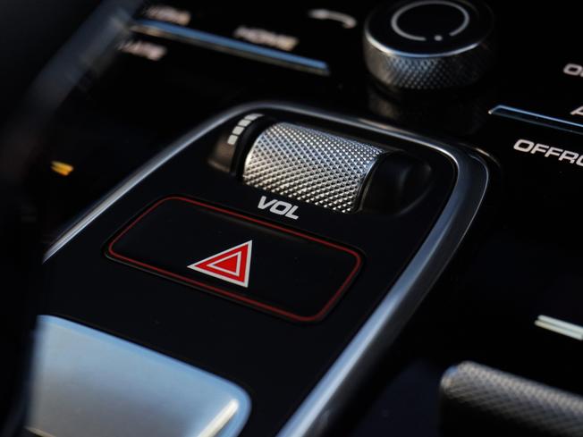 PORSCHE Cayenne Photo 18