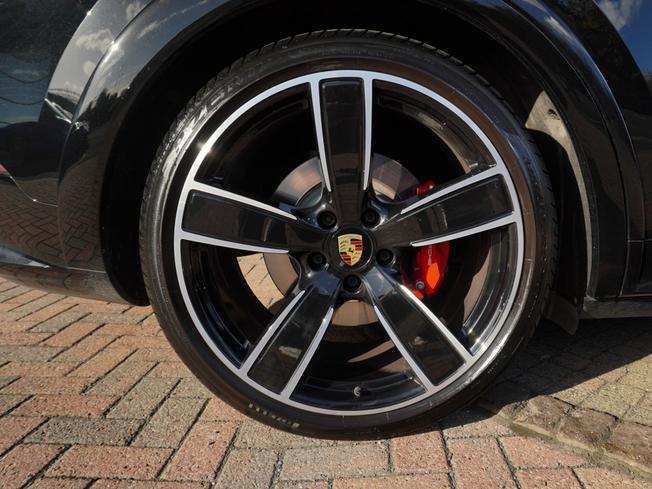 PORSCHE Cayenne Photo 4
