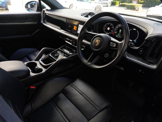 PORSCHE Cayenne Photo 10
