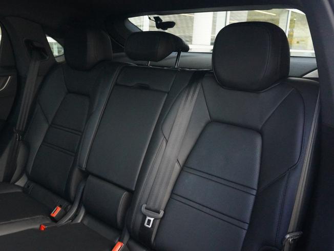 PORSCHE Cayenne Photo 12