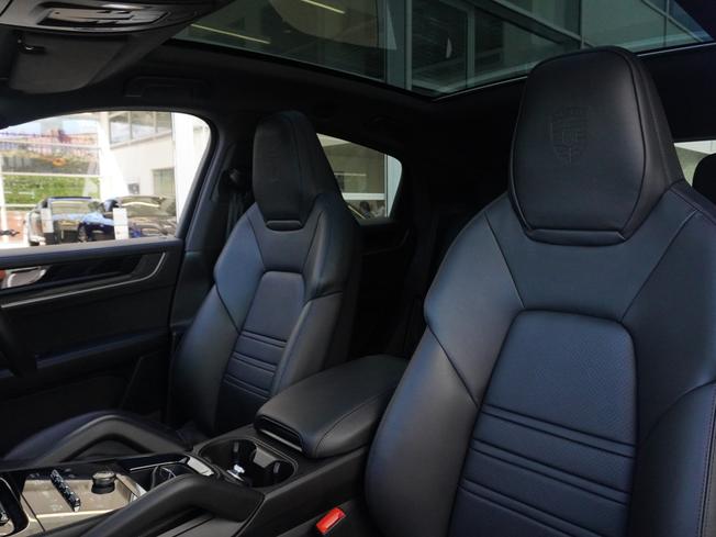 PORSCHE Cayenne Photo 13