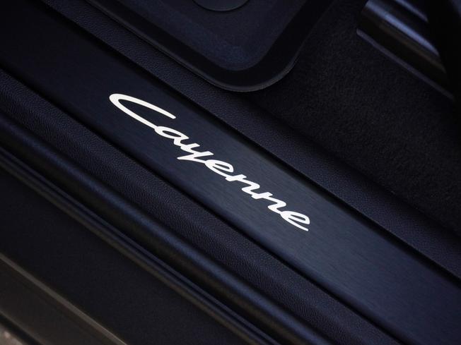 PORSCHE Cayenne Photo 25