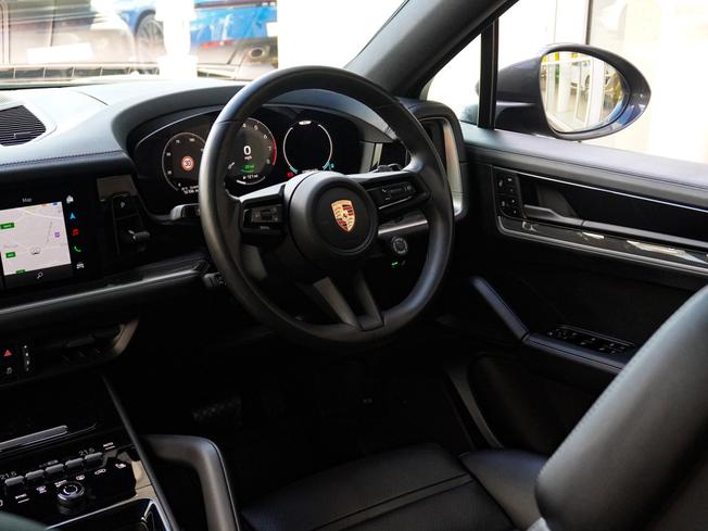 PORSCHE Cayenne Photo 9