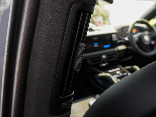 PORSCHE Cayenne Photo 11