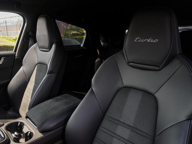 PORSCHE Cayenne Photo 15