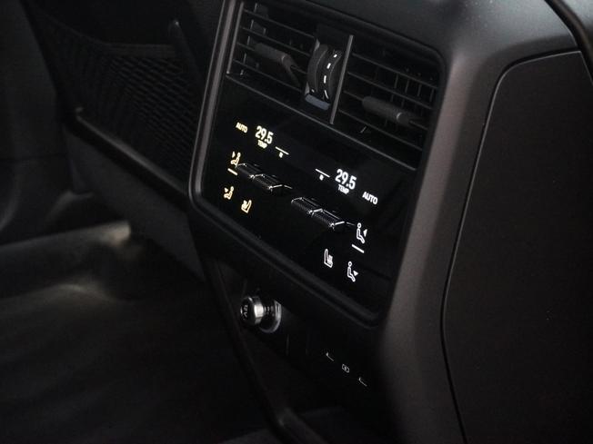 PORSCHE Cayenne Photo 23