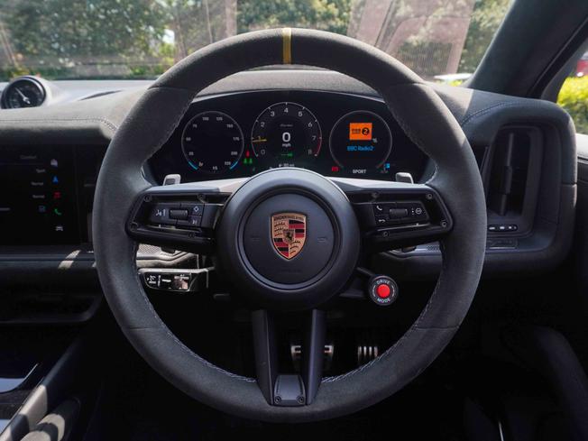 PORSCHE Cayenne Photo 8