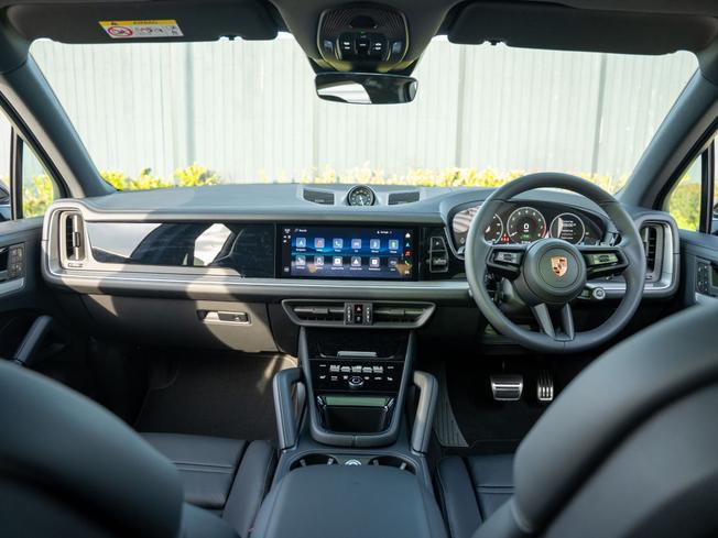 PORSCHE Cayenne Photo 12