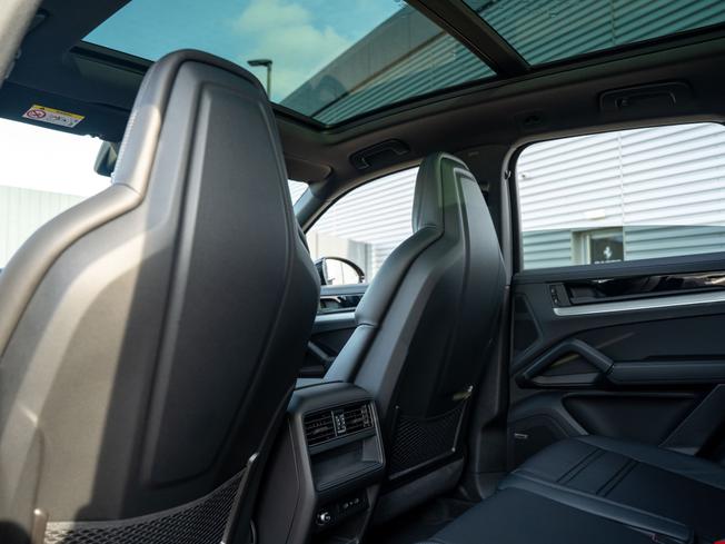 PORSCHE Cayenne Photo 19