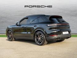 PORSCHE Cayenne Photo 2