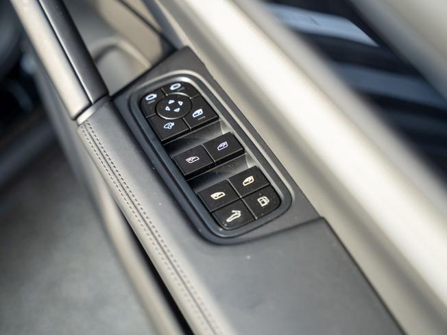 PORSCHE Cayenne Photo 22