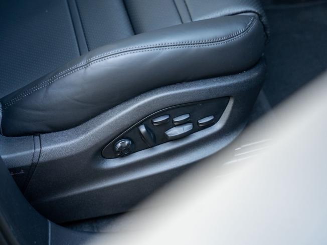 PORSCHE Cayenne Photo 25