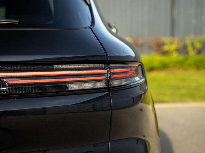 PORSCHE Cayenne Photo 32