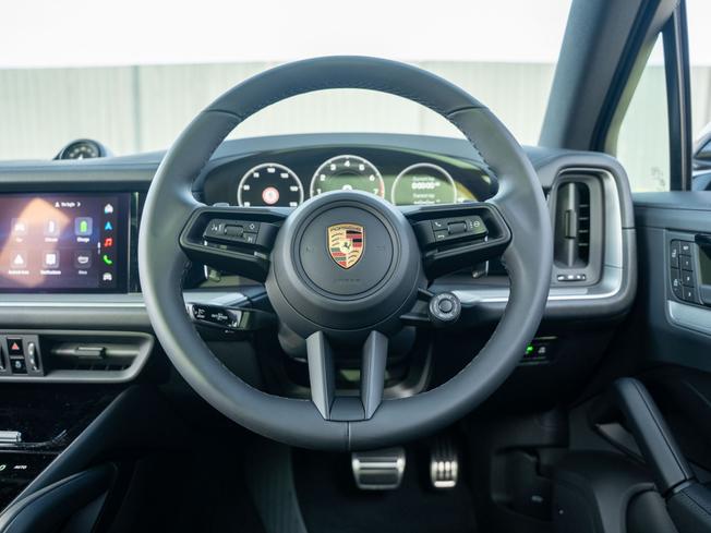 PORSCHE Cayenne Photo 8