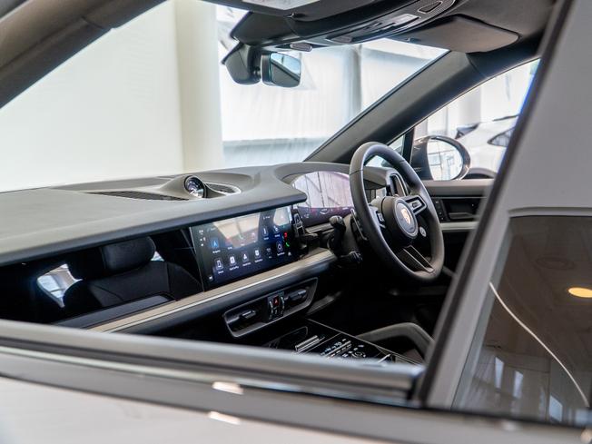 PORSCHE Cayenne Photo 12