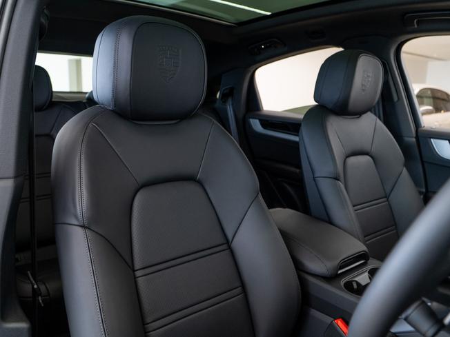 PORSCHE Cayenne Photo 13