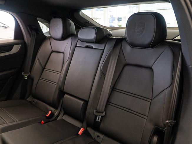 PORSCHE Cayenne Photo 15