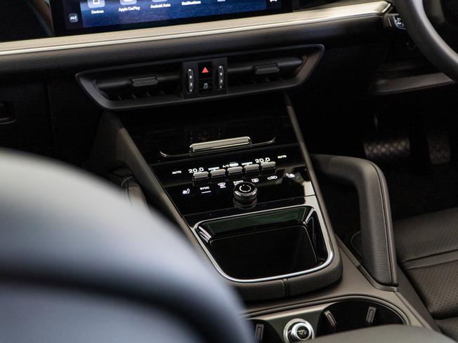 PORSCHE Cayenne Photo 25
