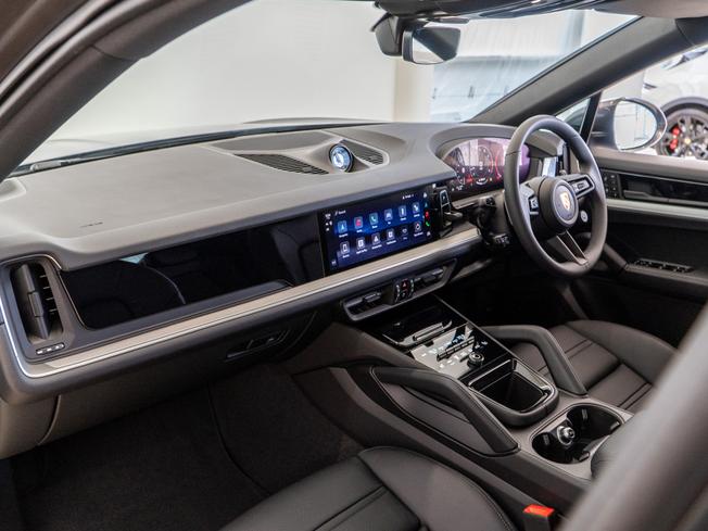 PORSCHE Cayenne Photo 3