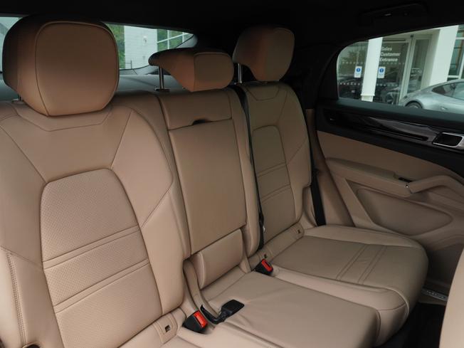 PORSCHE Cayenne Photo 12