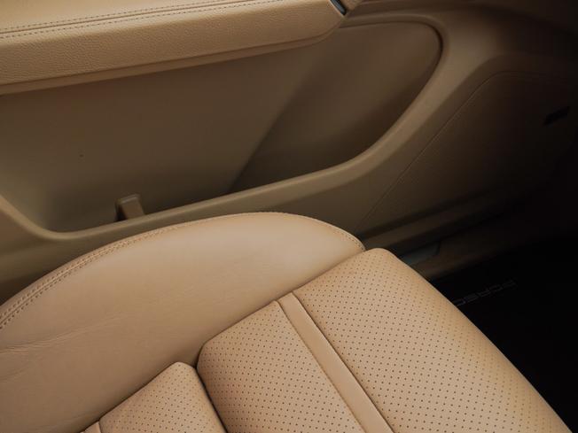 PORSCHE Cayenne Photo 23