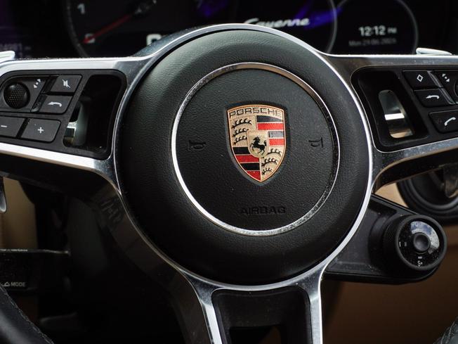 PORSCHE Cayenne Photo 35