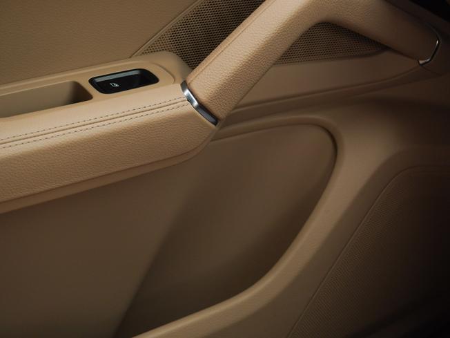 PORSCHE Cayenne Photo 46