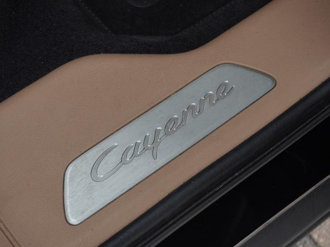 PORSCHE Cayenne Photo 48