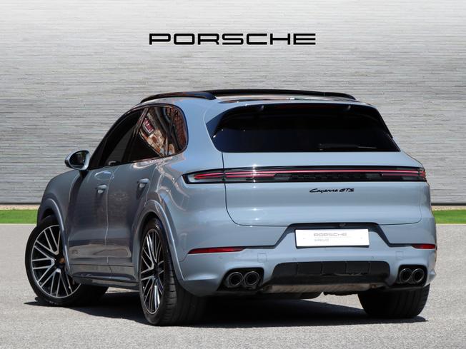 PORSCHE Cayenne Photo 2