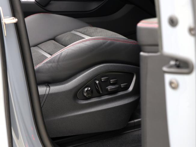 PORSCHE Cayenne Photo 37