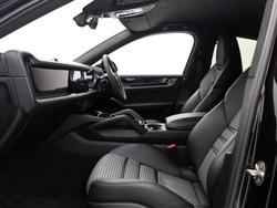 PORSCHE Cayenne Photo 3