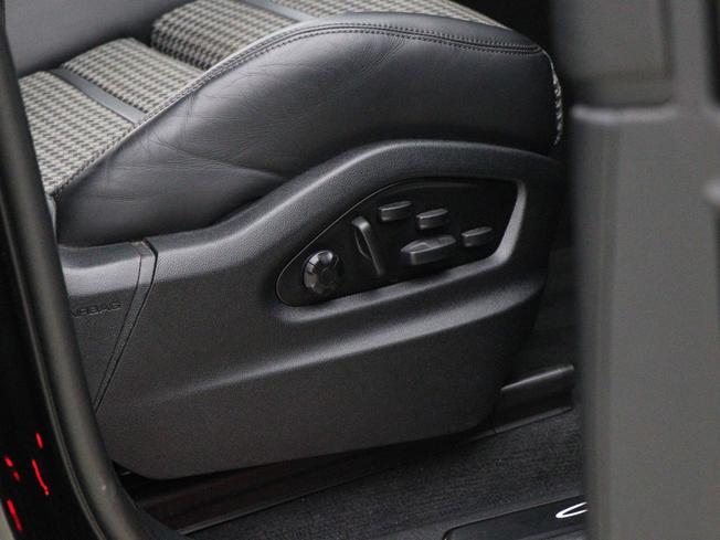 PORSCHE Cayenne Photo 30