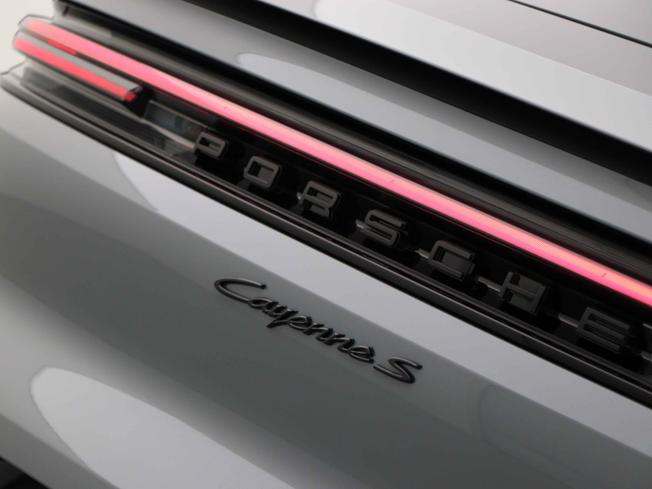PORSCHE Cayenne Photo 17