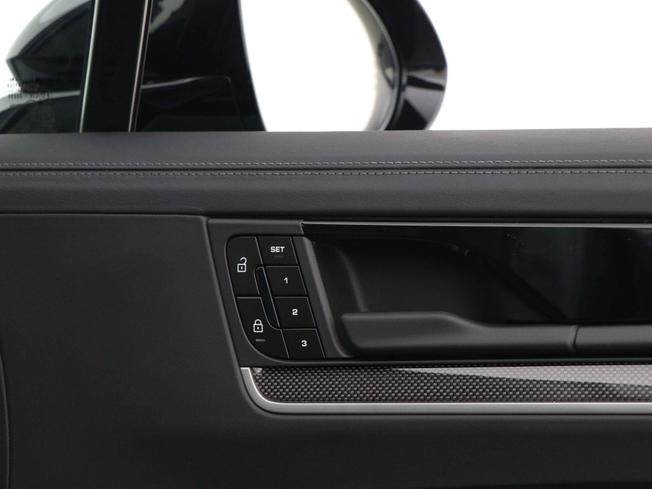 PORSCHE Cayenne Photo 30