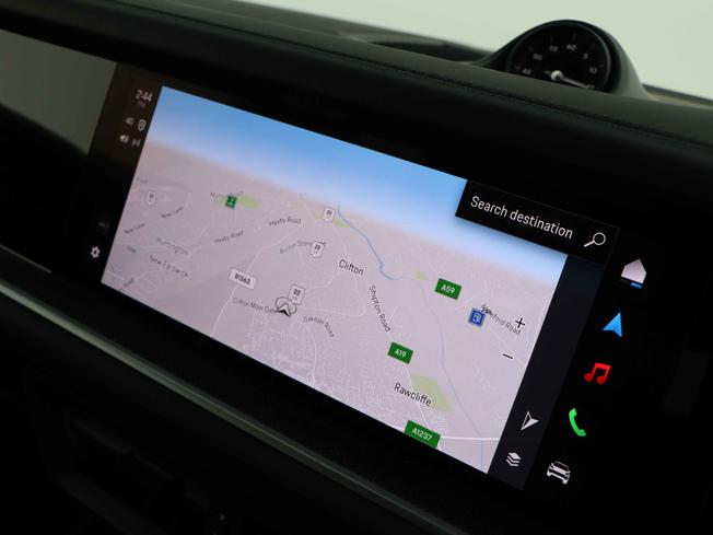 PORSCHE Cayenne Photo 32