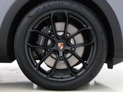 PORSCHE Cayenne Photo 4