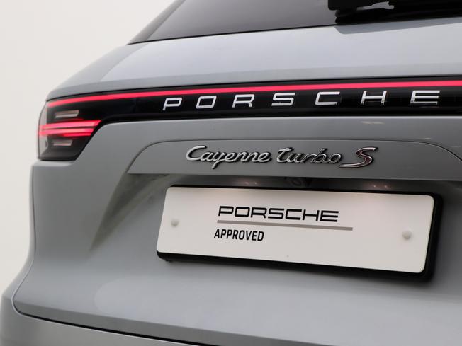 PORSCHE Cayenne Photo 19