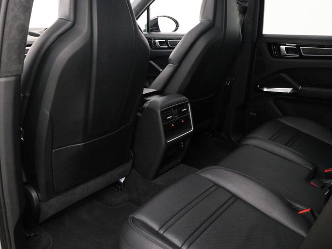 PORSCHE Cayenne Photo 29