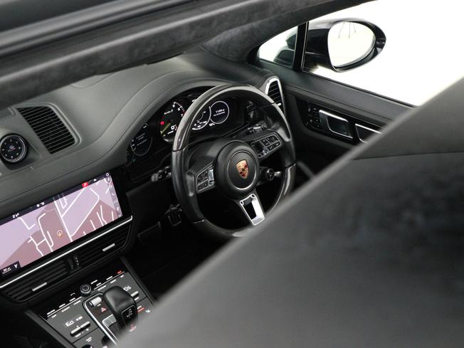PORSCHE Cayenne Photo 30