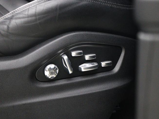 PORSCHE Cayenne Photo 38