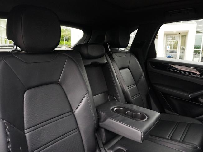 PORSCHE Cayenne Photo 13