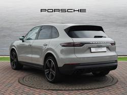 PORSCHE Cayenne Photo 2