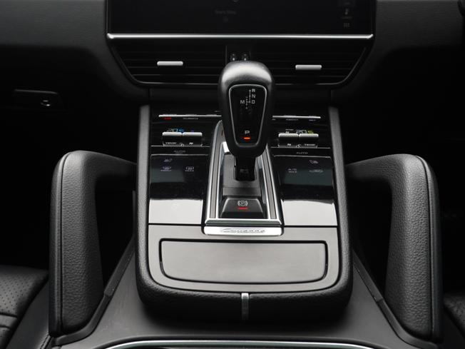 PORSCHE Cayenne Photo 39