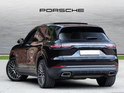 PORSCHE Cayenne Photo 2