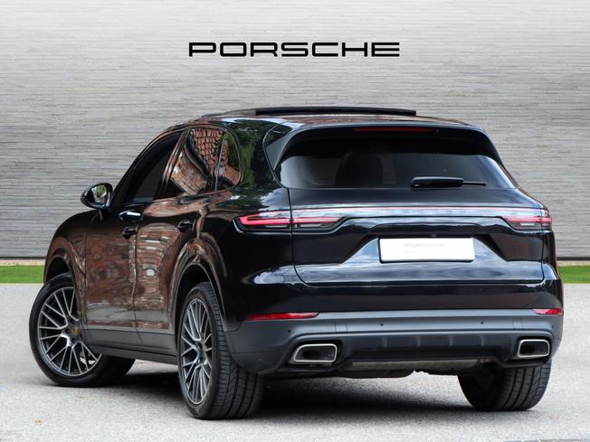PORSCHE Cayenne Photo 2