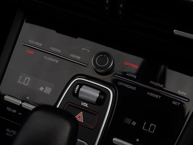 PORSCHE Cayenne Photo 22