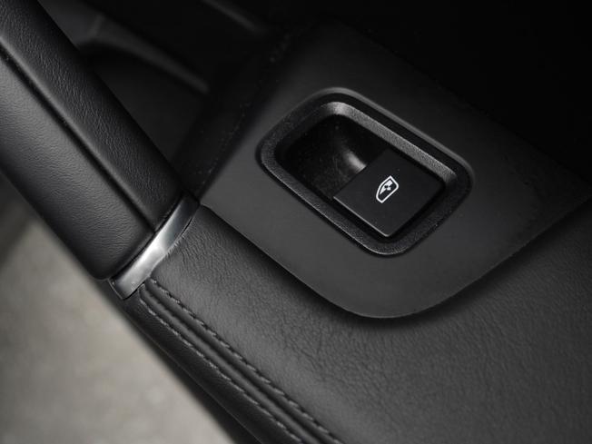 PORSCHE Cayenne Photo 28