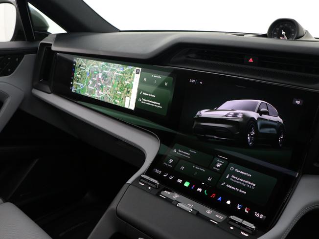 PORSCHE Cayenne Electric Photo 48